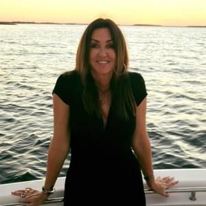 Meet your Posher, Liz